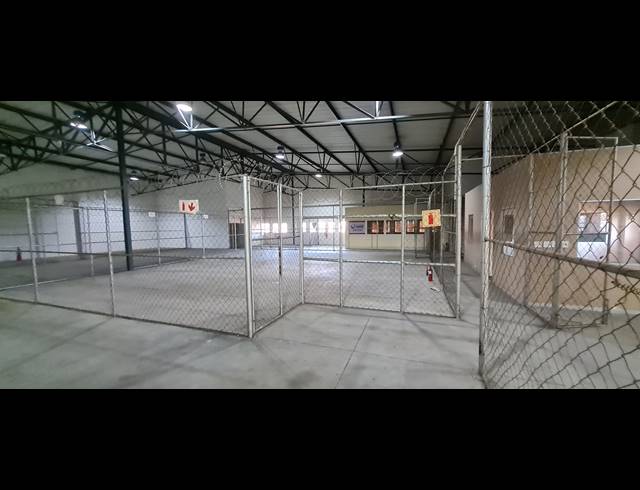 1,140M² WAREHOUSE TO LET IN BENONI CENTRAL